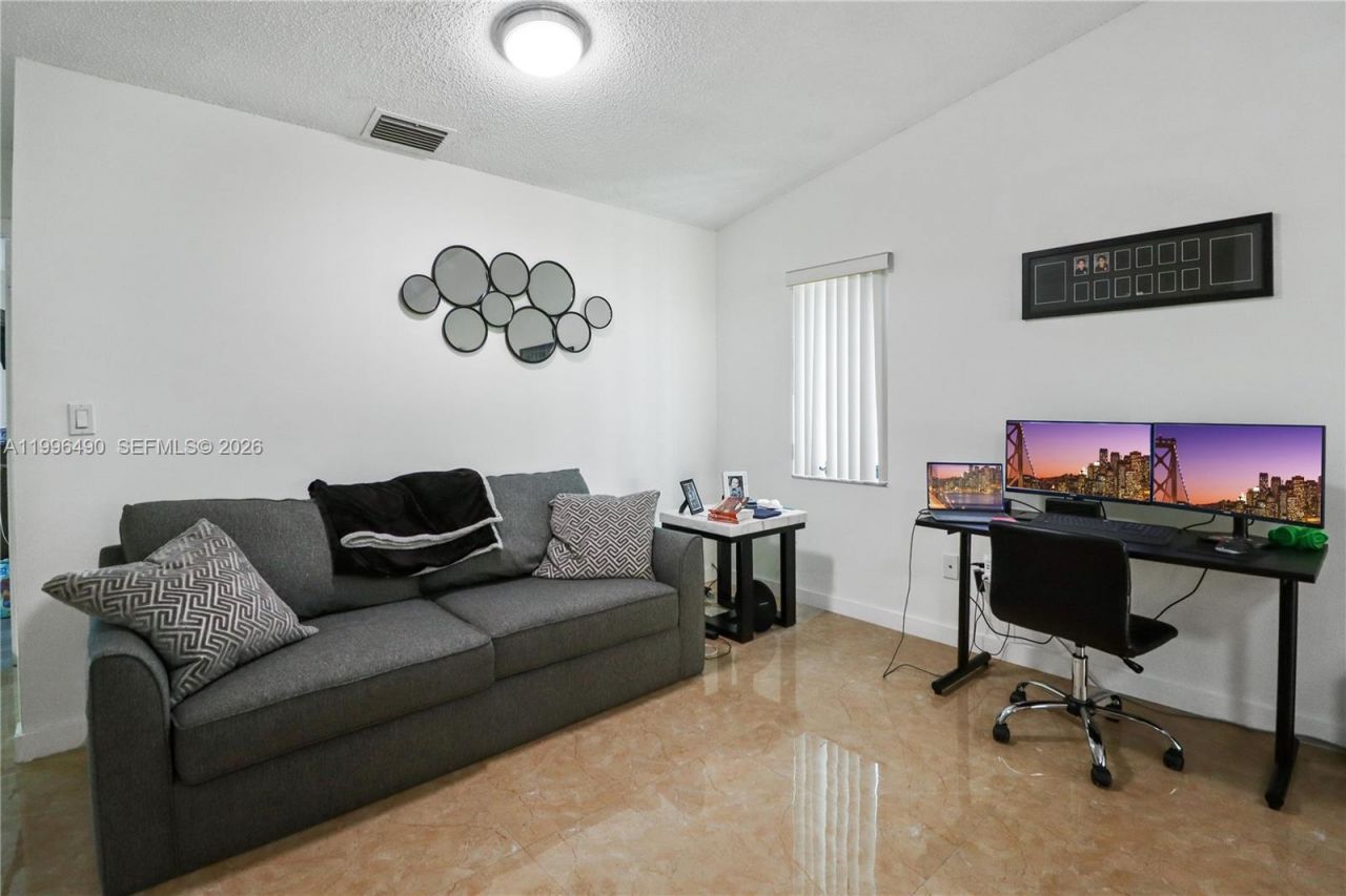 10940 SW 143rd Ct, Miami, FL 33186 Photo