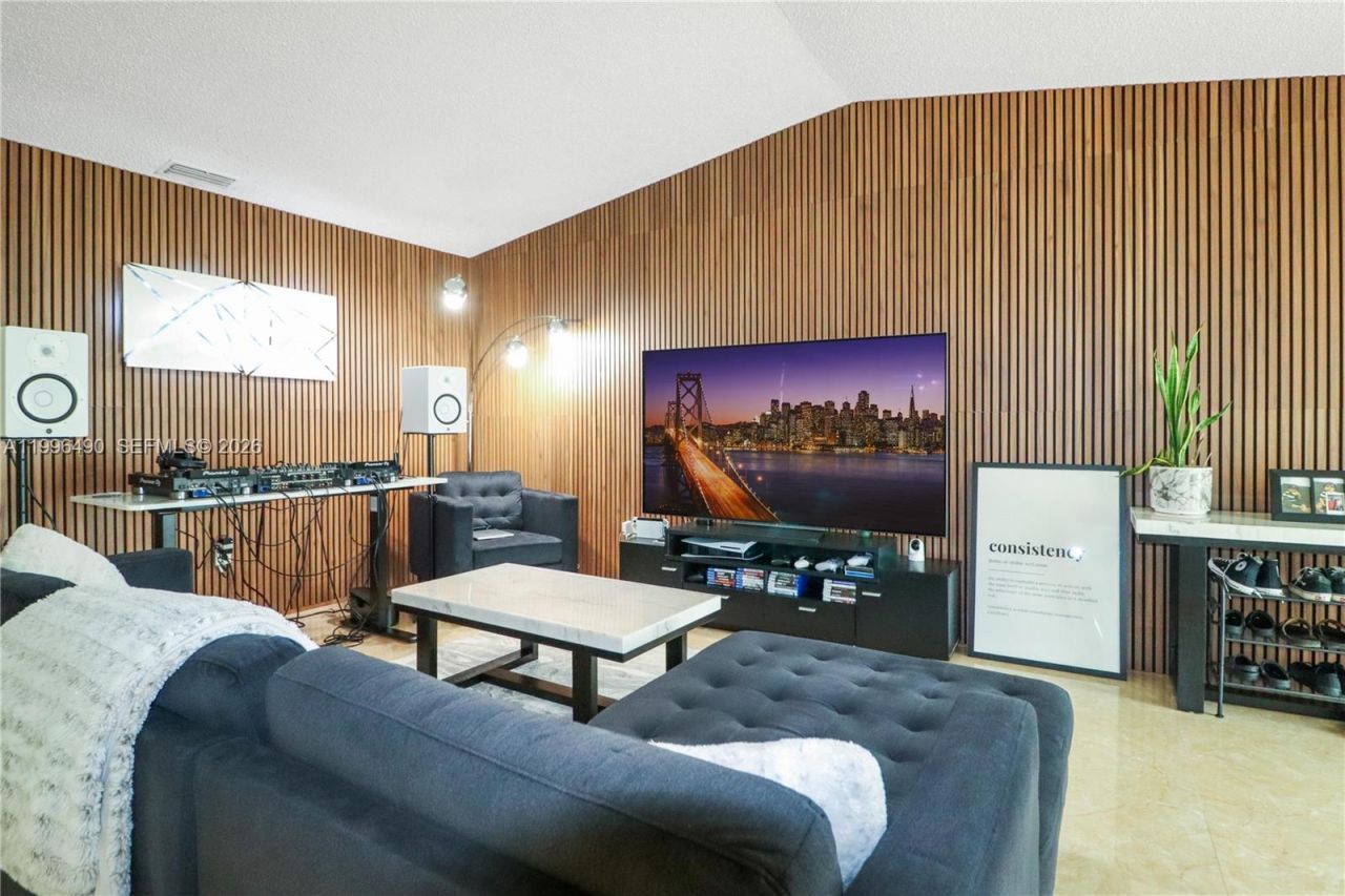 10940 SW 143rd Ct, Miami, FL 33186 Photo