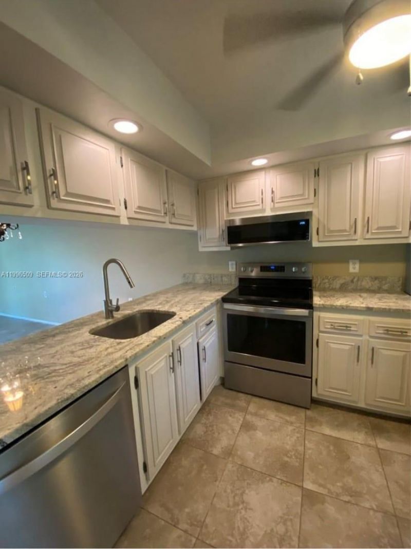 2703 Nassau Bnd, Unit E2, Coconut Creek, FL 33066 Photo