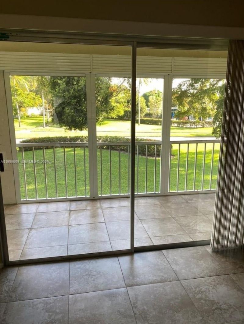 2703 Nassau Bnd, Unit E2, Coconut Creek, FL 33066 Photo