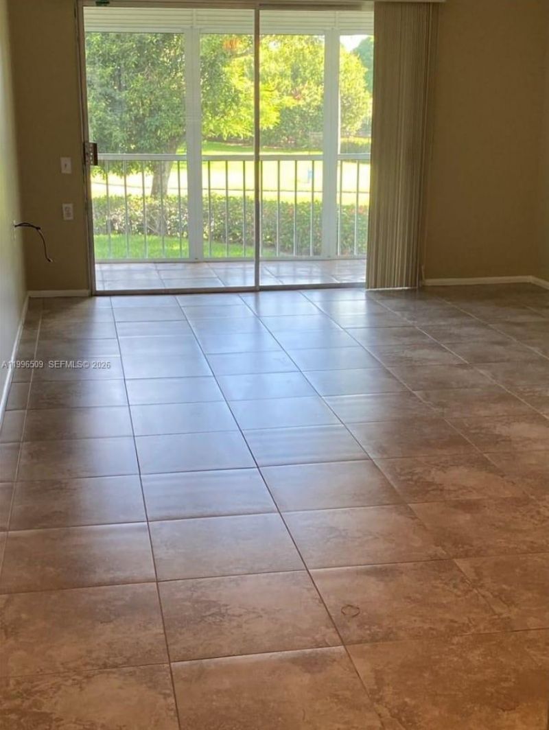 2703 Nassau Bnd, Unit E2, Coconut Creek, FL 33066 Photo
