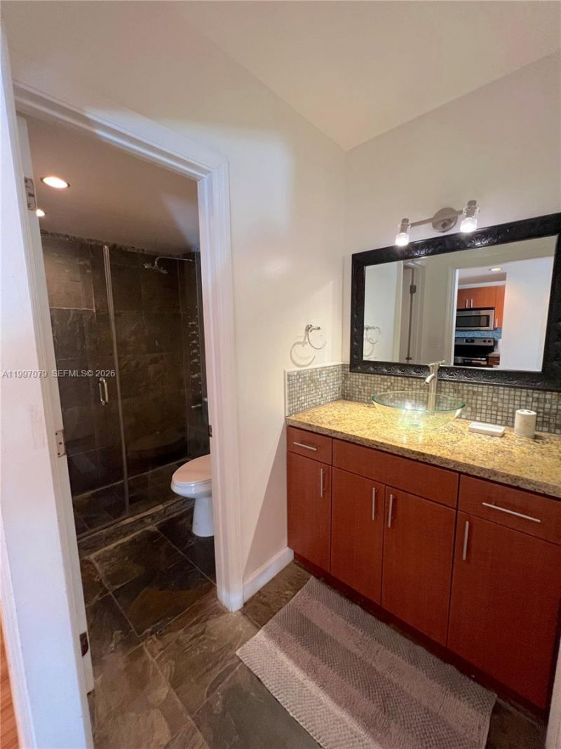 100 Lincoln Rd, Unit 1116, Miami Beach, FL 33139 Photo