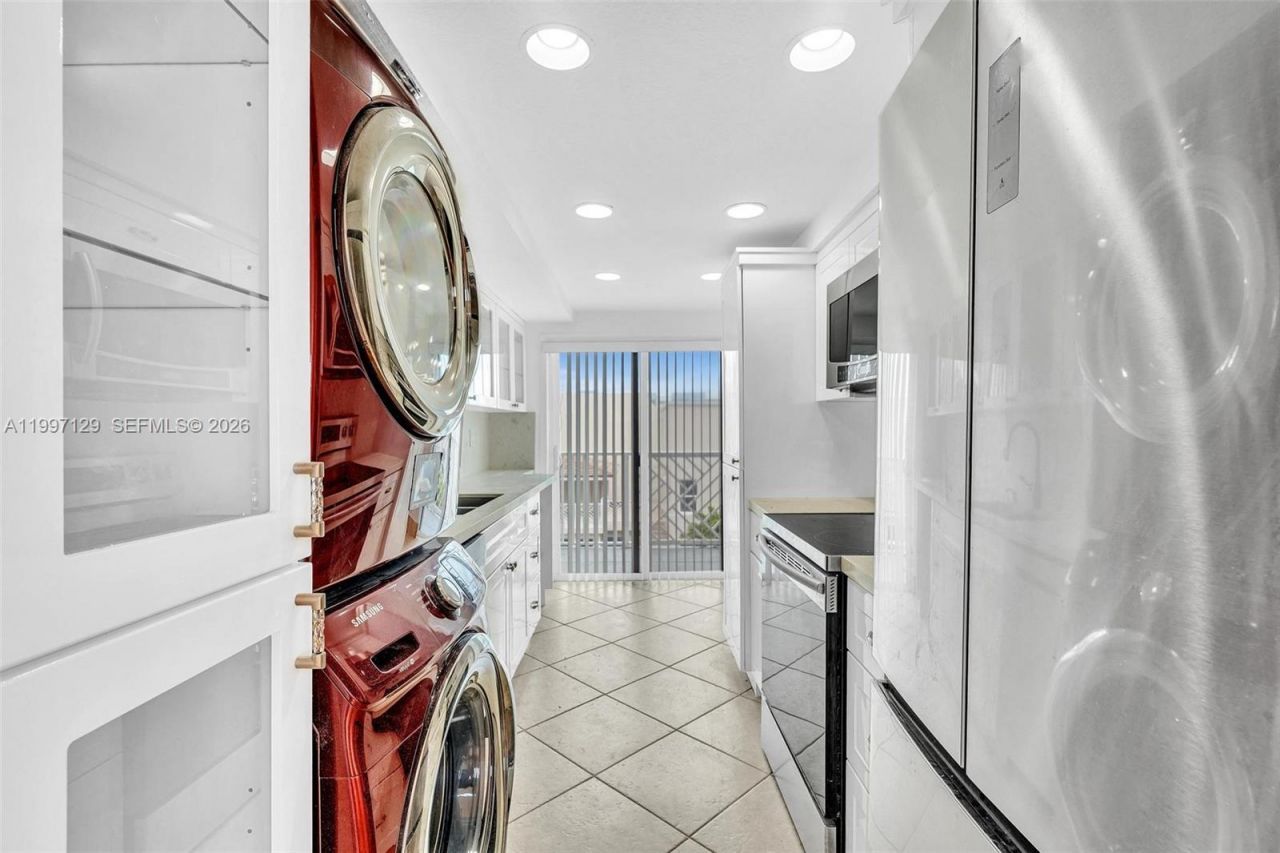 4144 El Mar Dr , Unit 11, Lauderdale by the Sea, FL 33308 Photo