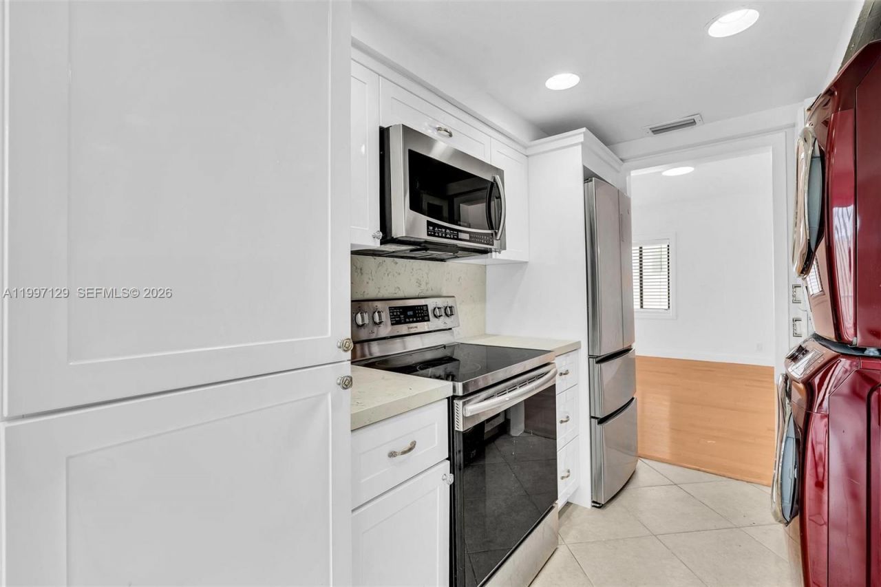 4144 El Mar Dr , Unit 11, Lauderdale by the Sea, FL 33308 Photo