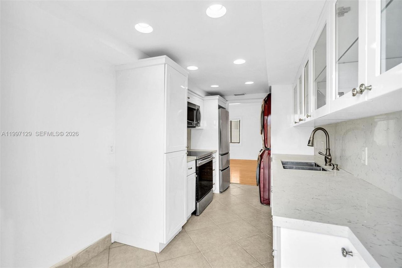 4144 El Mar Dr , Unit 11, Lauderdale by the Sea, FL 33308 Photo