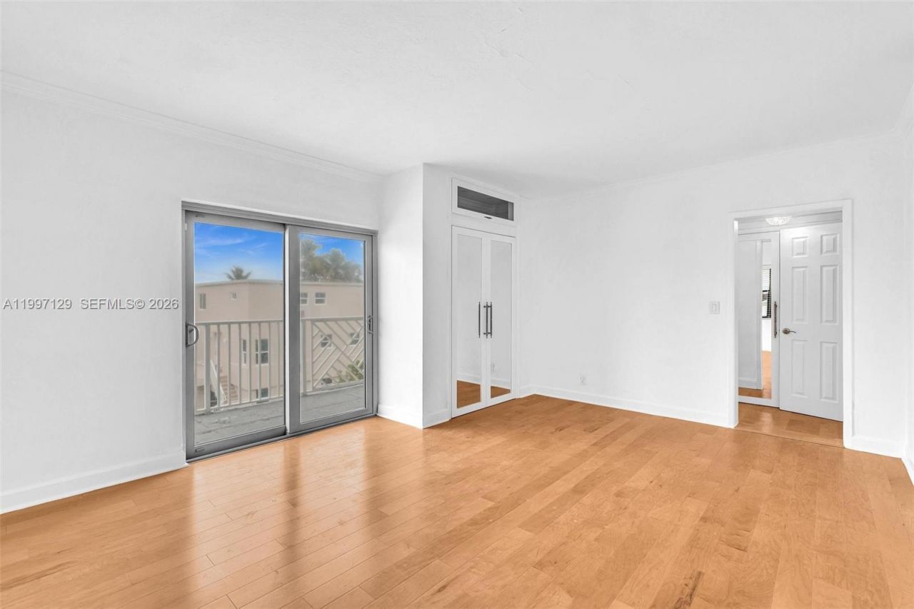 4144 El Mar Dr , Unit 11, Lauderdale by the Sea, FL 33308 Photo