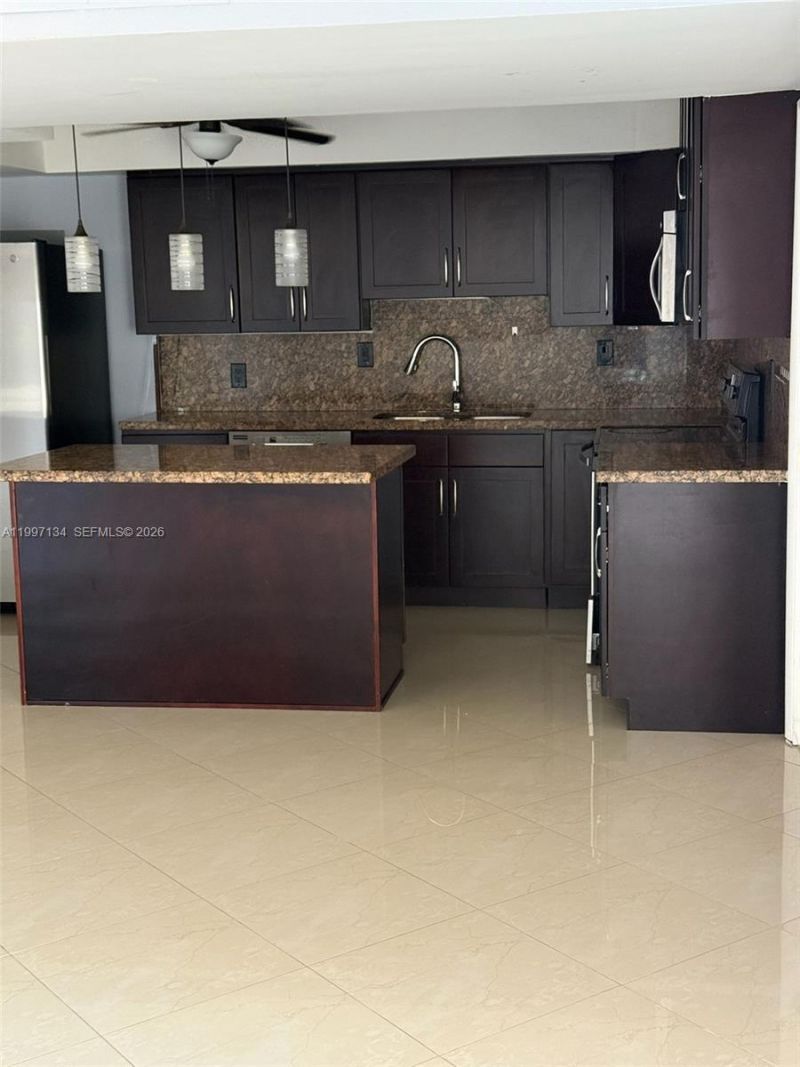 1400 NE 54th St, Unit 102, Fort Lauderdale, FL 33334 Photo