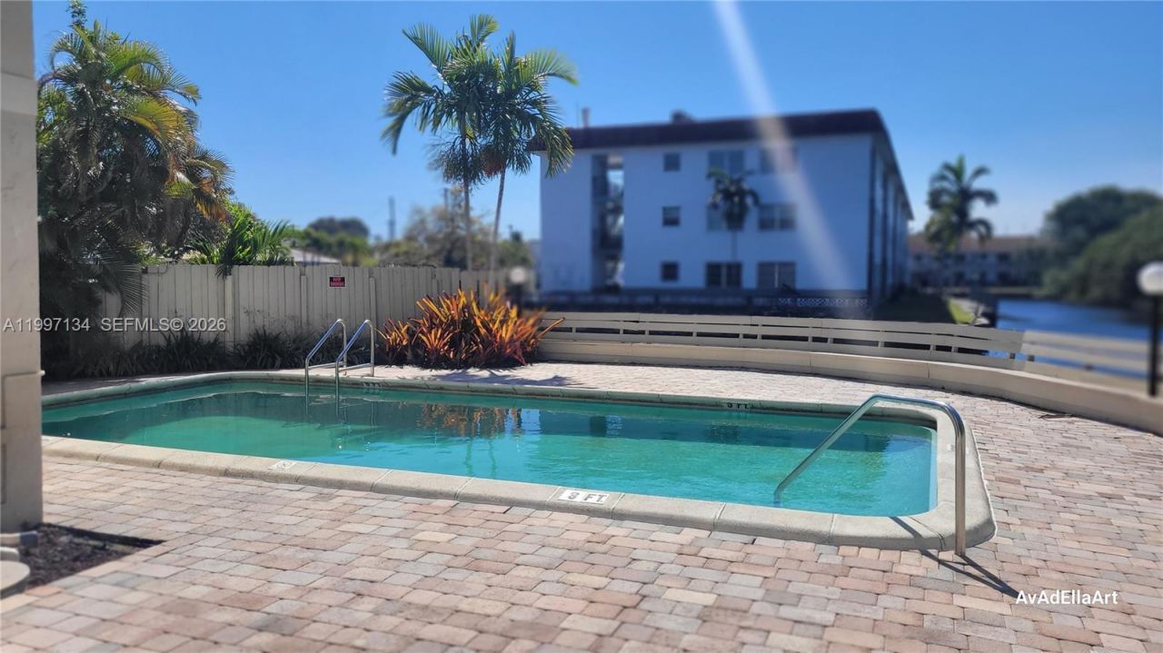 1400 NE 54th St, Unit 102, Fort Lauderdale, FL 33334 Photo