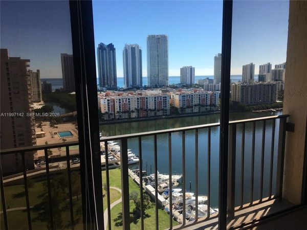 290 174th St , Unit 2115, Sunny Isles Beach, FL 33160