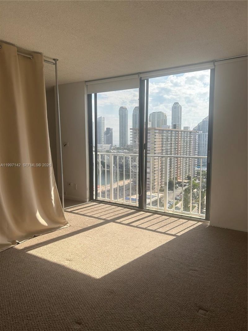 290 174th St, Unit 2115, Sunny Isles Beach, FL 33160 Photo
