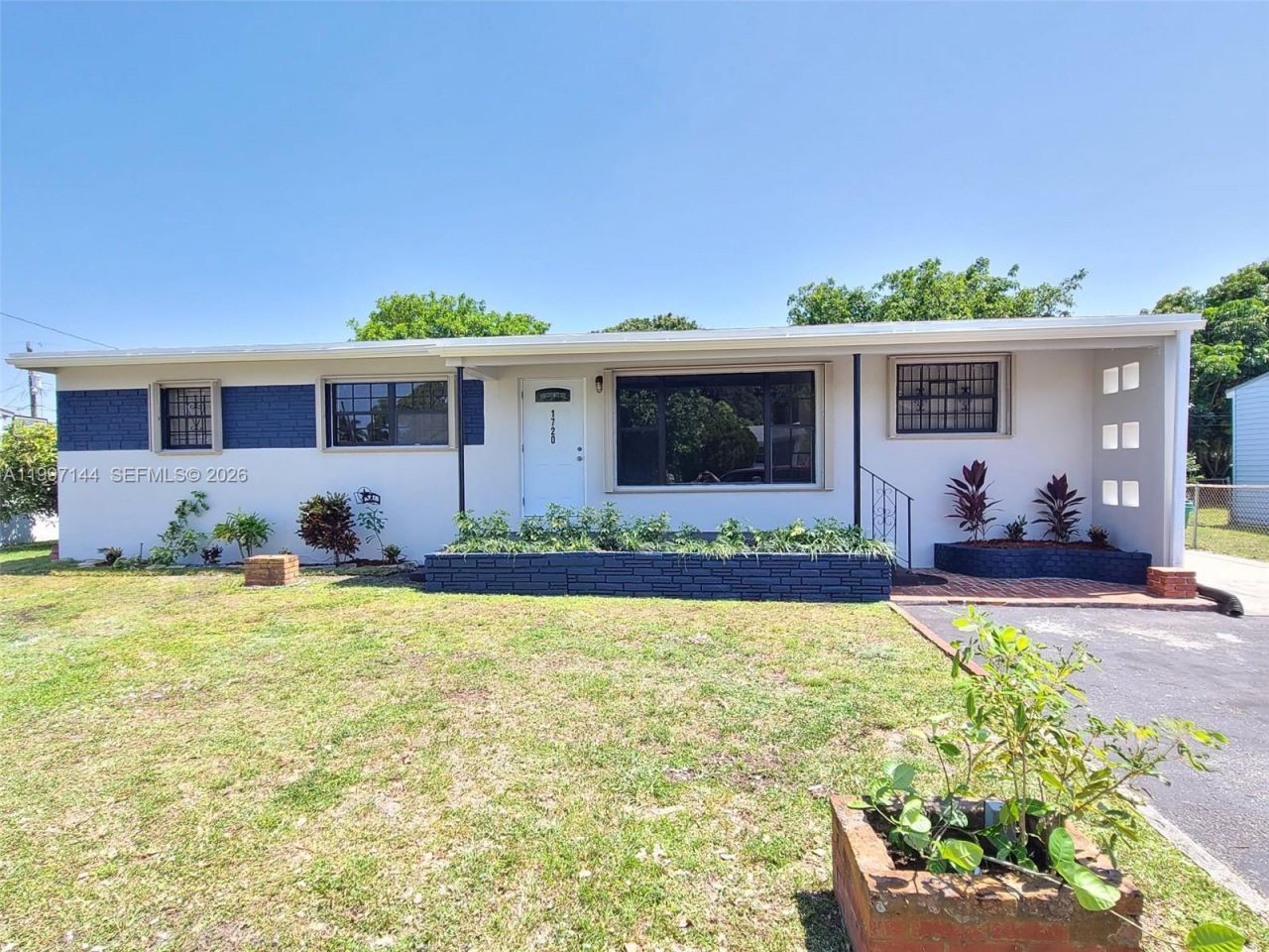 1720 NW 180th Ter, Unit 1, Miami Gardens, FL 33056 Photo