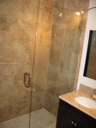 1611 Michigan Ave , Unit 13, Miami Beach, FL 33139 Photo