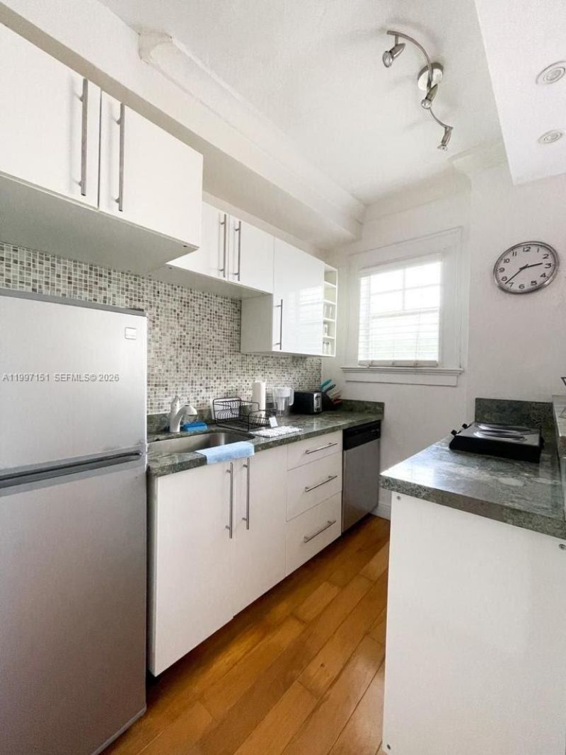 1611 Michigan Ave , Unit 13, Miami Beach, FL 33139 Photo