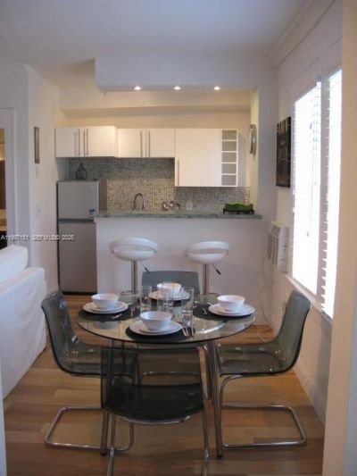 1611 Michigan Ave , Unit 13, Miami Beach, FL 33139 Photo