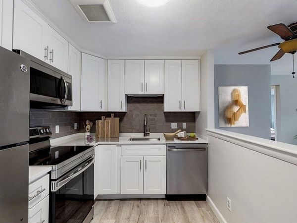 1105 Lexington St, Unit 6-11, Waltham, MA 02452