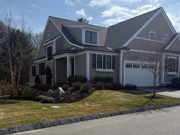 11 Baiting Brook Rd, Unit 11, Framingham, MA 01701