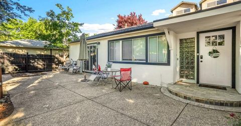 623 10th St, Davis, CA 95616 Photo