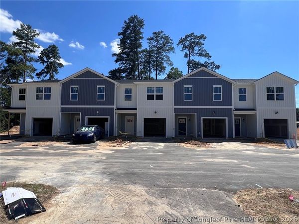 1704 Florshine Way, Fayetteville, NC 28312