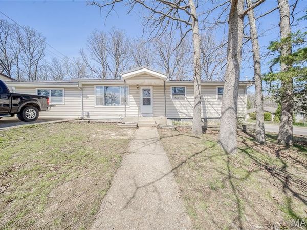 1323 Woodlawn Drive , Rolla, MO 65401