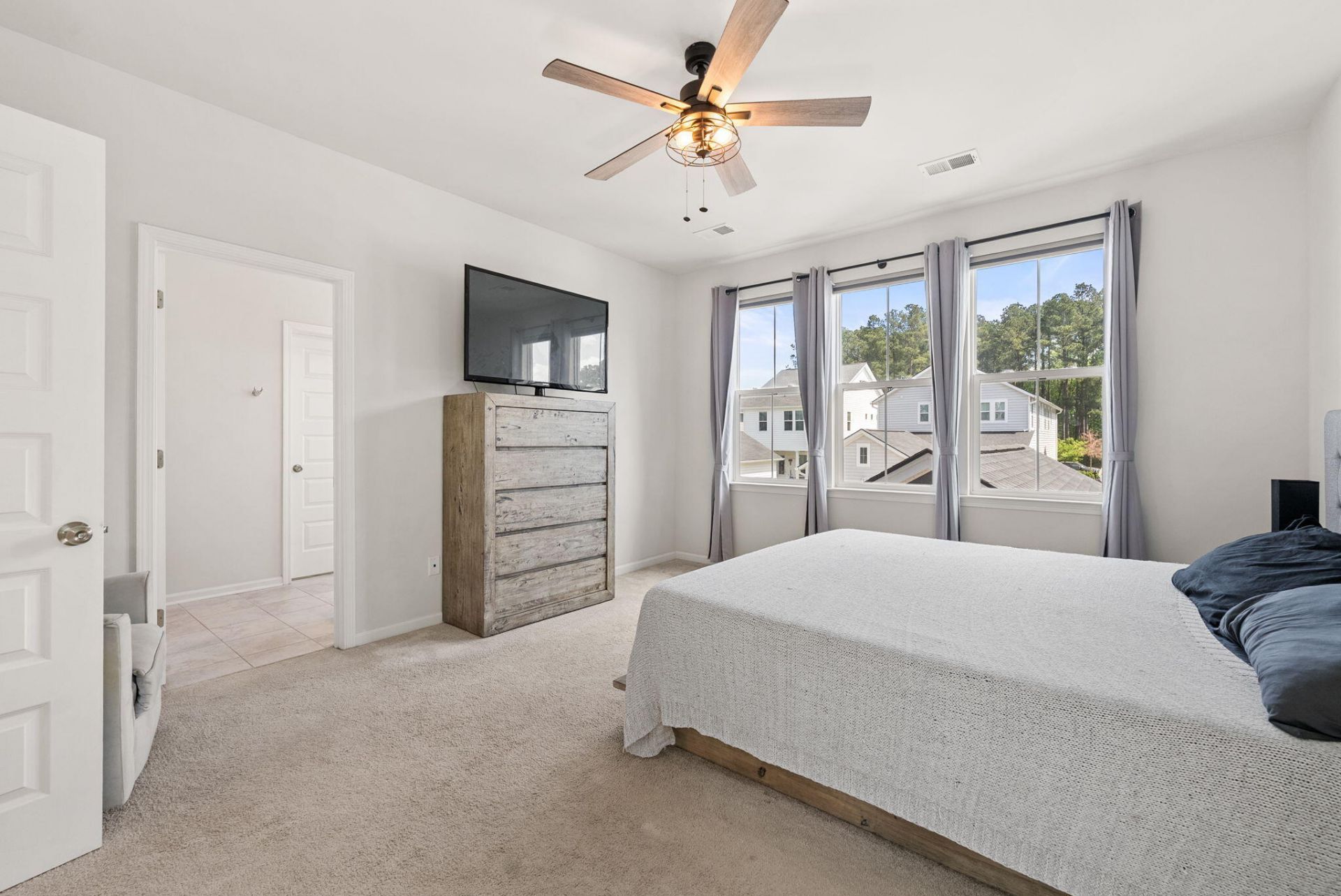 153 Country Gate Lane Photo 20