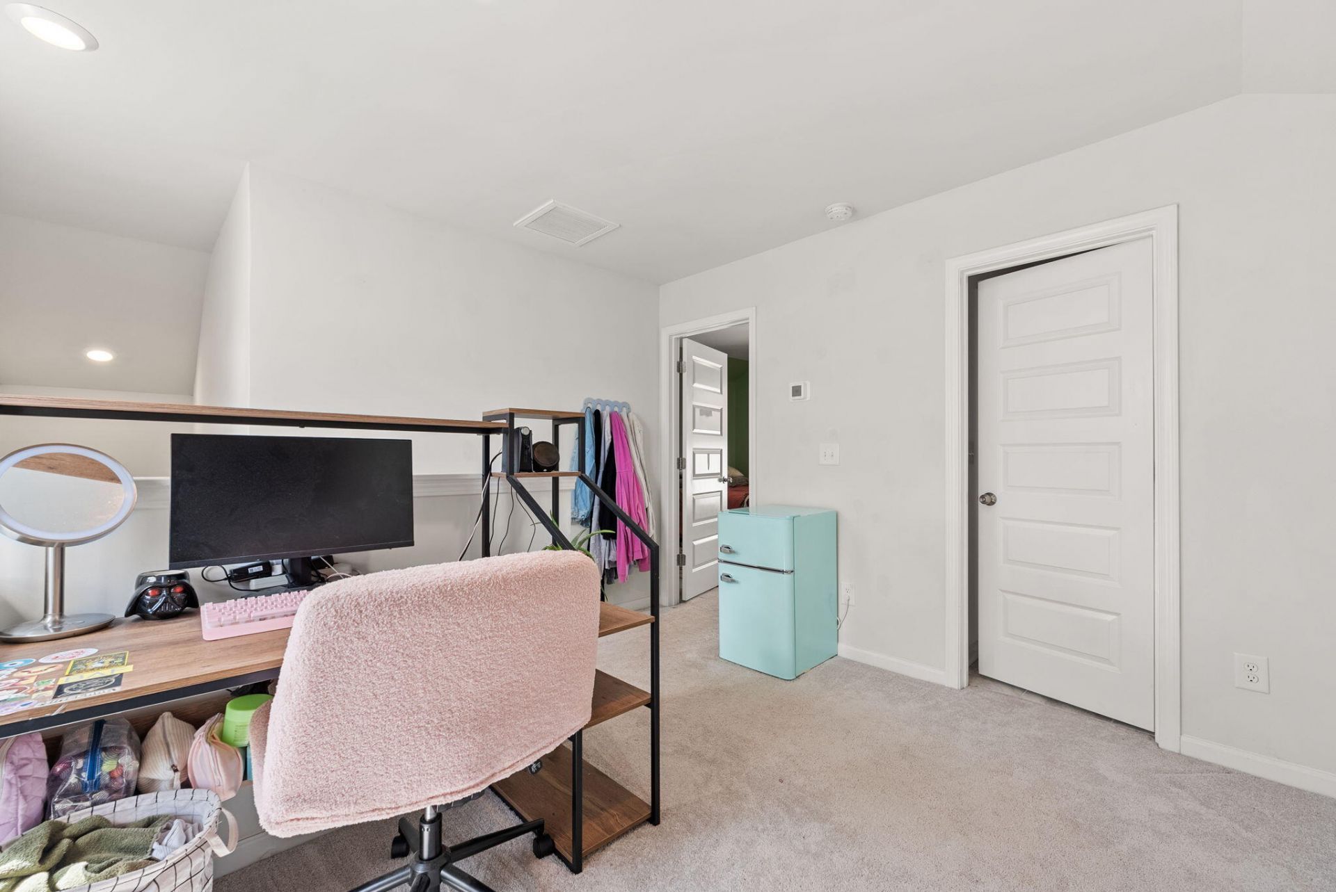 153 Country Gate Lane Photo 35