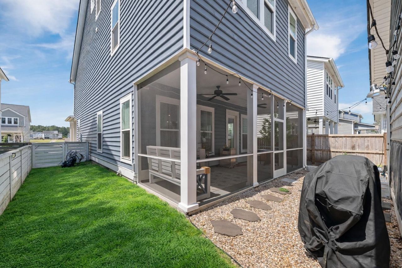 153 Country Gate Lane Photo 36