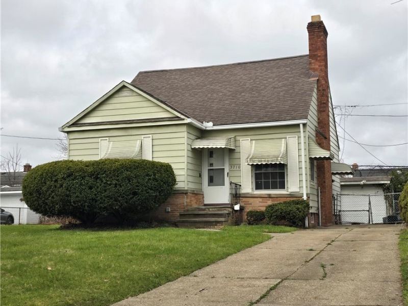 3710 Pennington Road, Shaker Heights, OH 44120 Photo 1