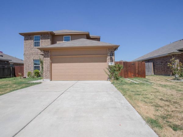 1005 Papaya CV, Hutto, TX 78634