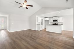 928 Woodside Dr.  photo 4