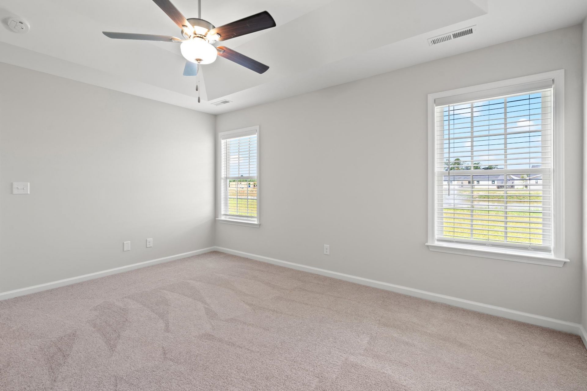 928 Woodside Dr.  Photo 9