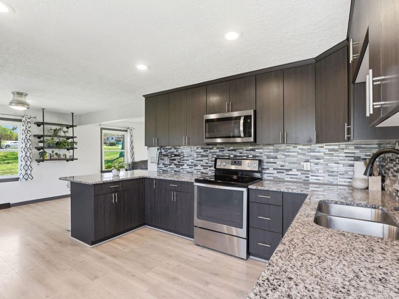 2930 E Leffel Lane, Springfield, OH 45505 Photo 16