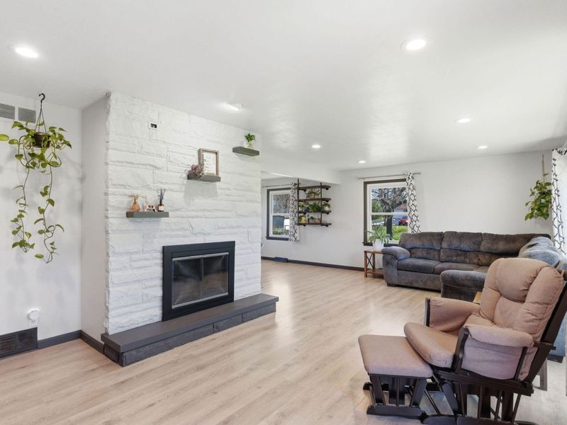 2930 E Leffel Lane, Springfield, OH 45505 Photo 7