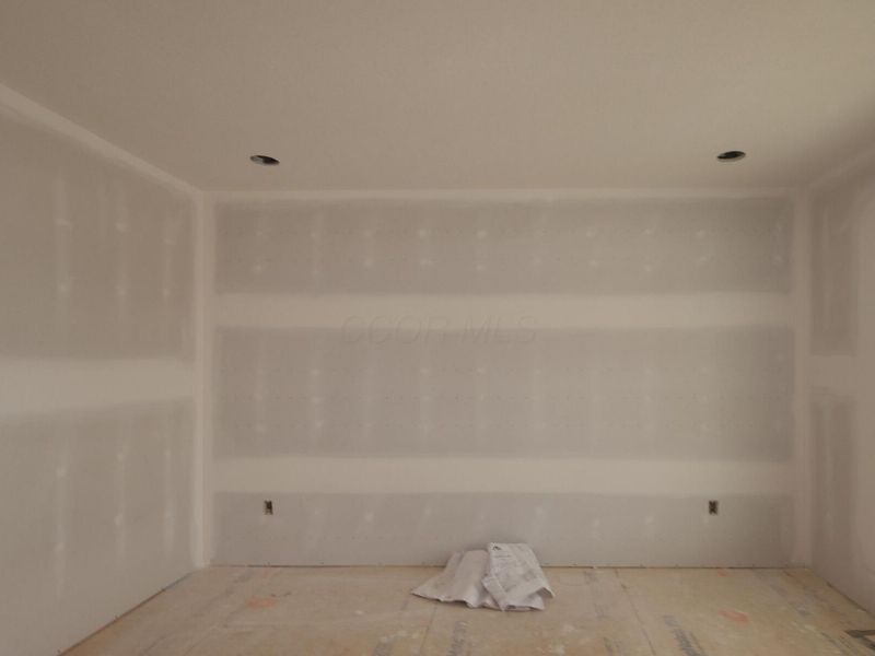 9694 Riley Road, Plain City, OH 43064 Photo 3