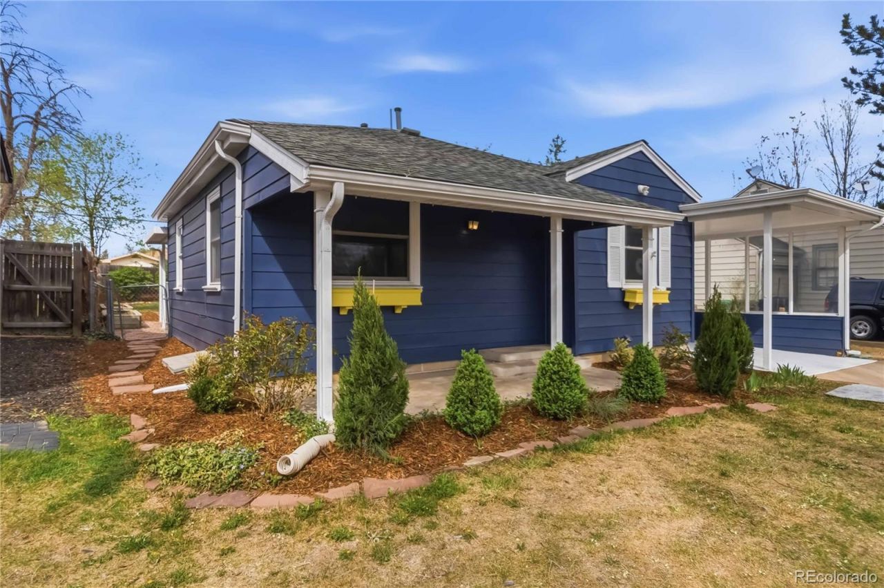 1225 Roslyn Street, Denver, CO 80220 Main Photo