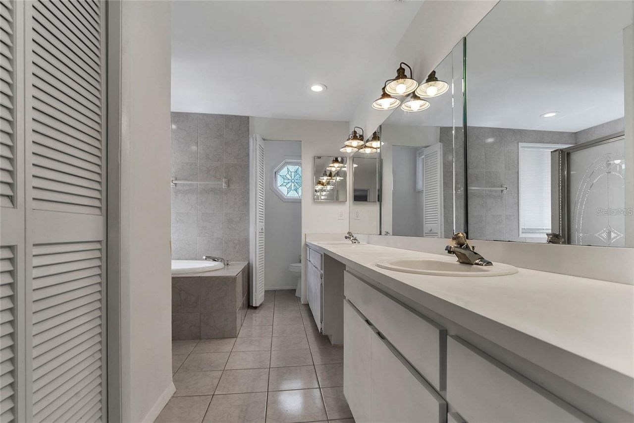 5607 Spring Run Avenue , Orlando, FL 32819 Photo