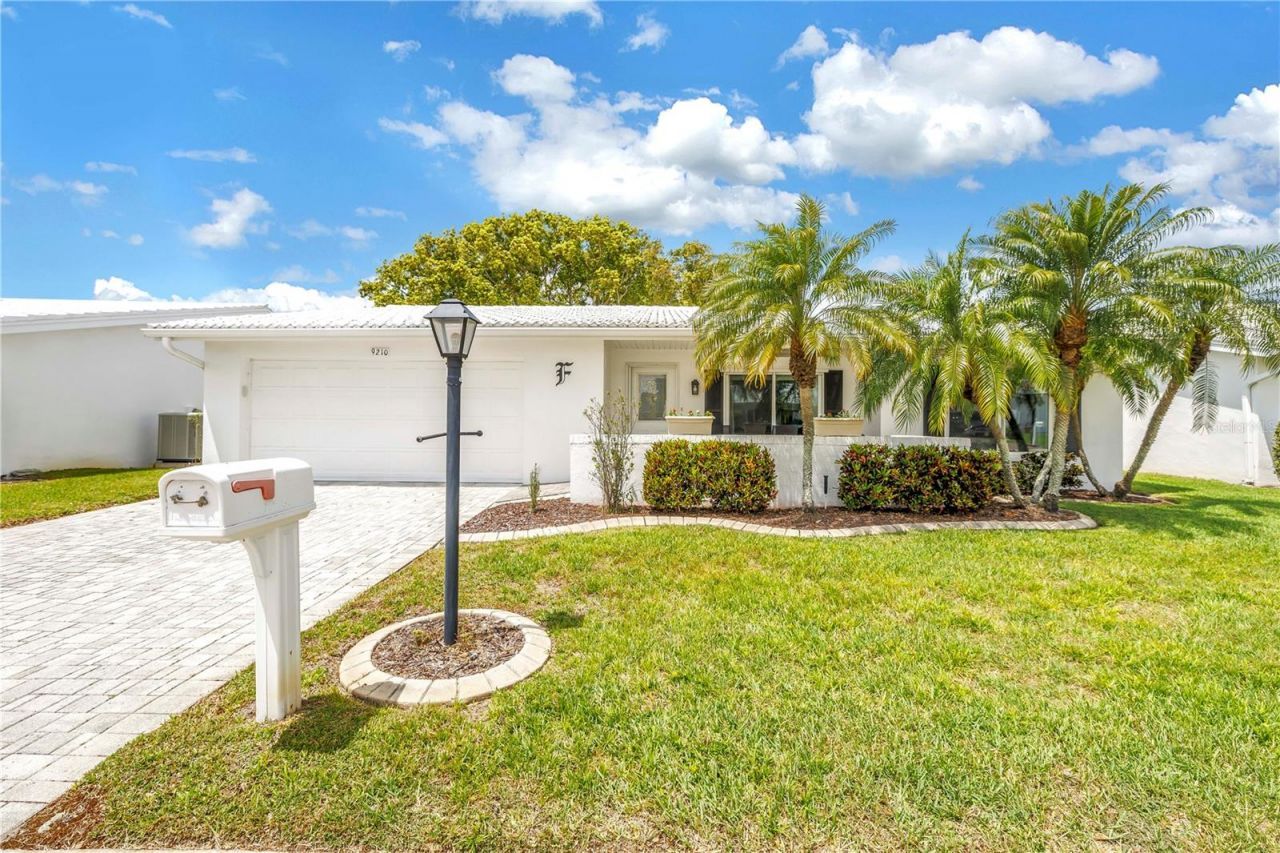 9210 40th Street N, Pinellas Park, FL 33782 Photo