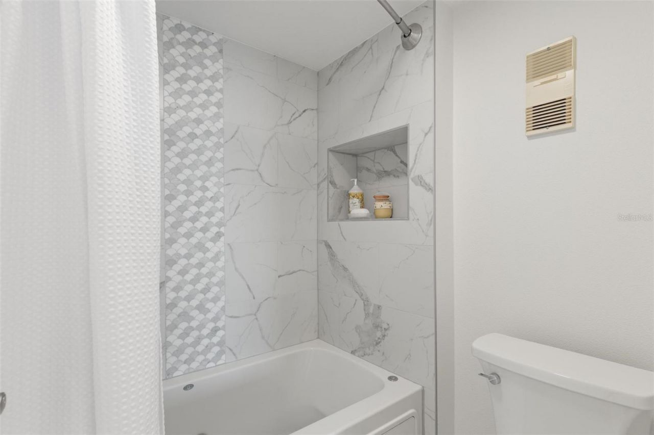 7540 Sunshine Skyway Lane S, Unit T35, Saint Petersburg, FL 33711 Photo