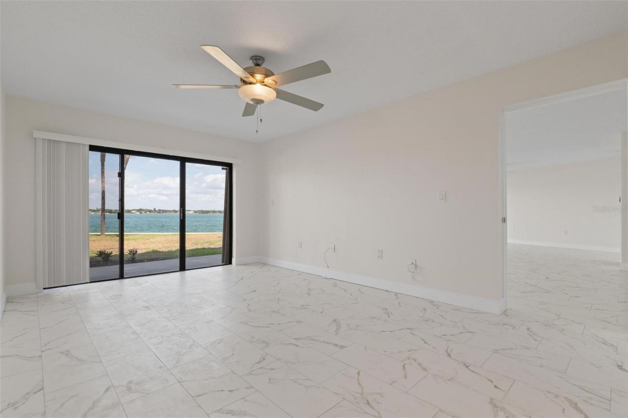 7540 Sunshine Skyway Lane S, Unit T35, Saint Petersburg, FL 33711 Photo
