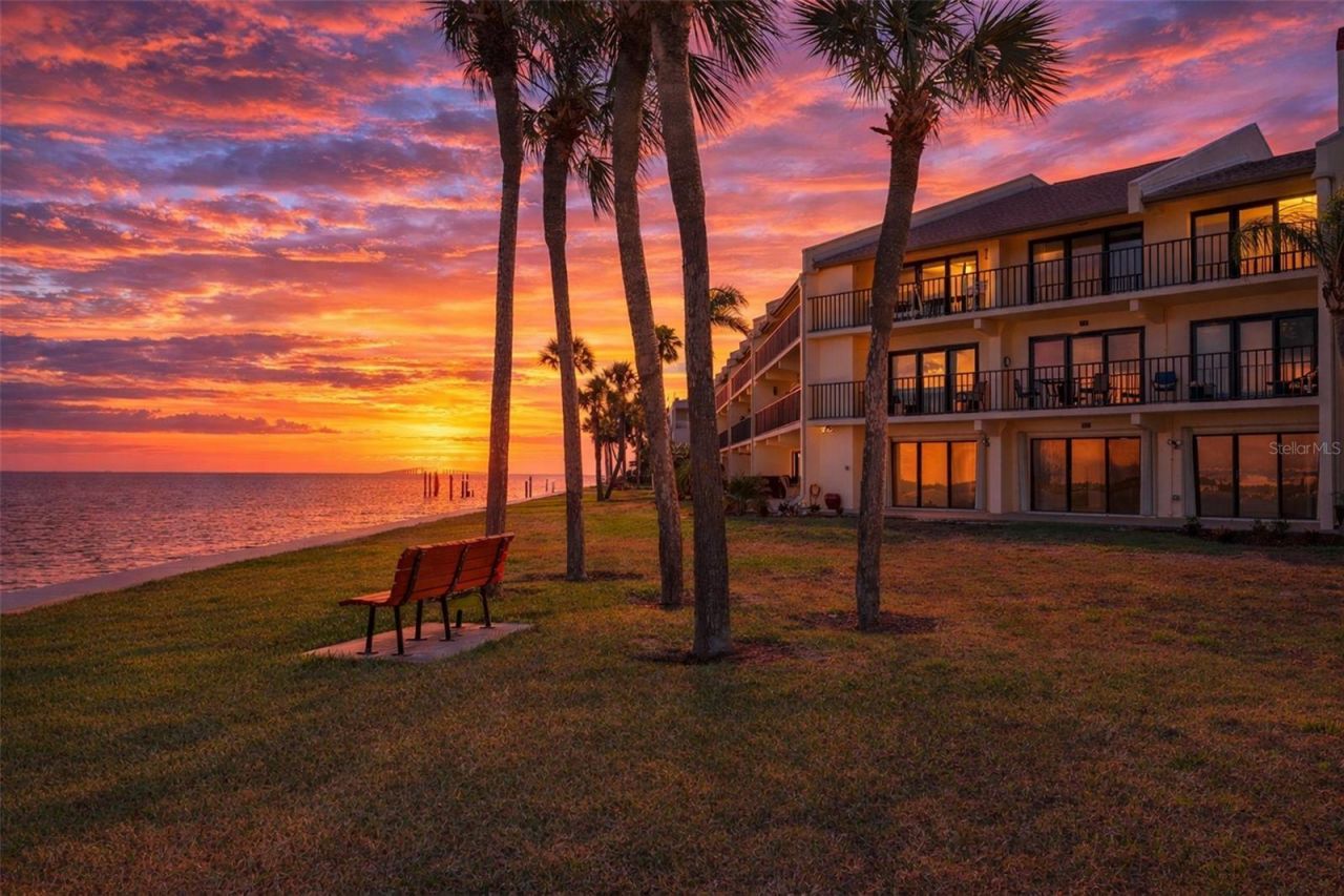 7540 Sunshine Skyway Lane S, Unit T35, Saint Petersburg, FL 33711 Photo