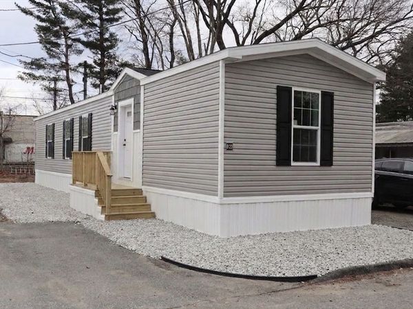 1346 Newport Ave, Unit B22, Attleboro, MA 02703