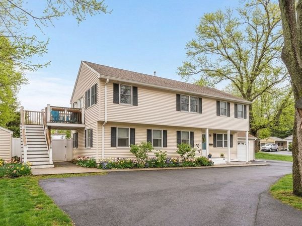 198 Low St, Unit 2, Newburyport, MA 01950