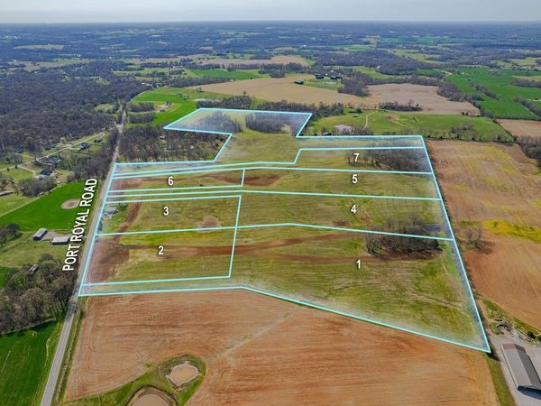 1788 Port Royal Rd , Clarksville, TN 37043