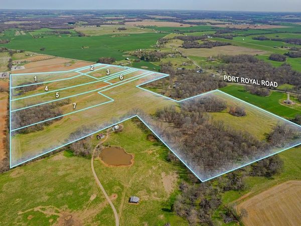 1788 Port Royal Rd , Clarksville, TN 37043