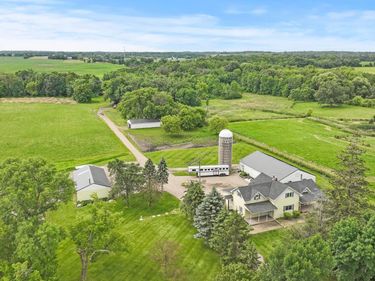 5095 Harff Road, Loretto, MN 55357