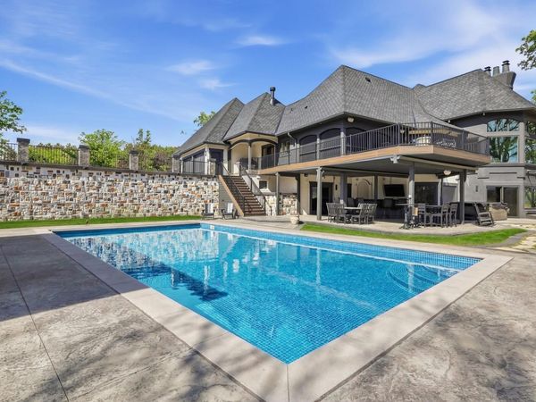 1000 Old Crystal Bay Road S, Orono, MN 55391