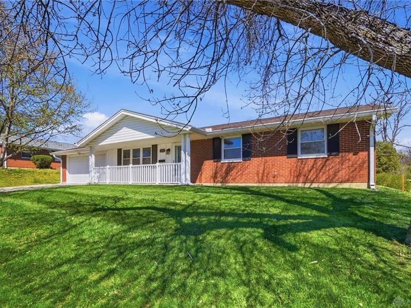 1331 Horizon Drive, Fairborn, OH 45324 Photo 2