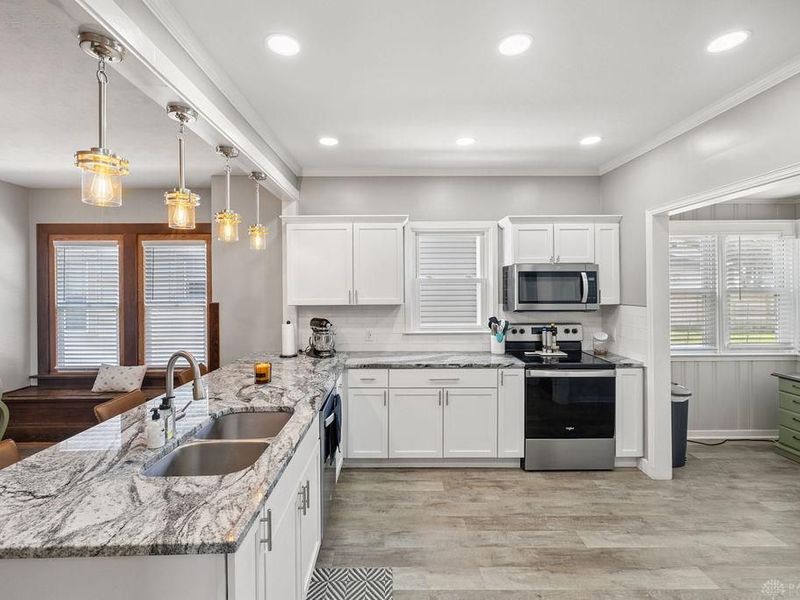 351 N 3rd St, Tipp City, OH 45371 Photo 10