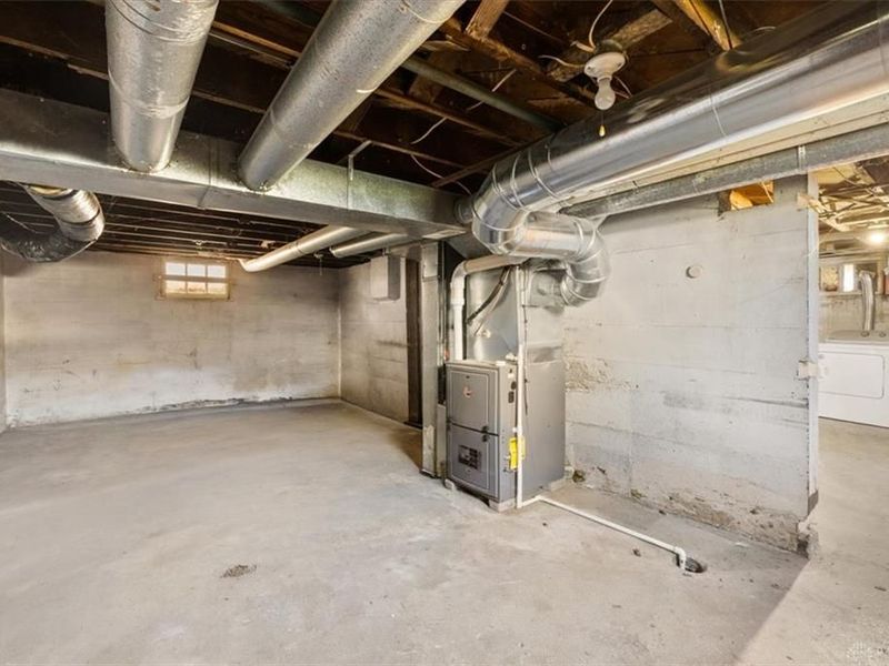 351 N 3rd St, Tipp City, OH 45371 Photo 31