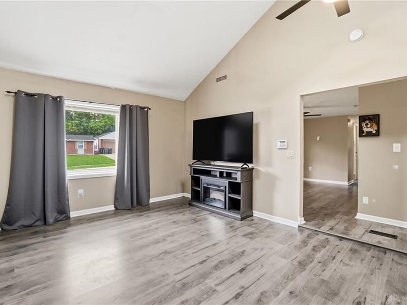 1133 Primrose Drive, West Carrollton, OH 45449 Photo 13