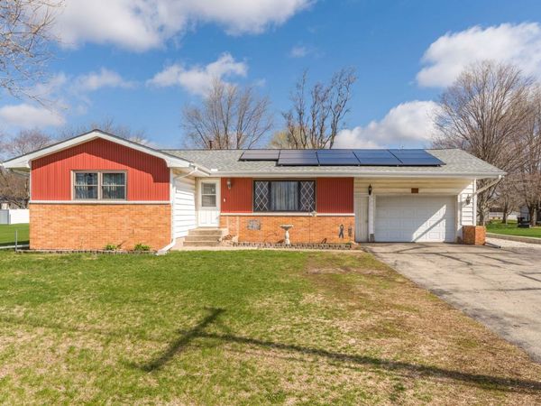 1317 7th Avenue, Erie, IL 61250